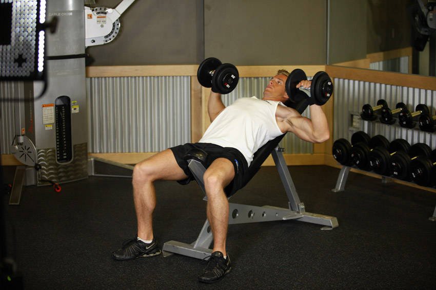 Dumbbell Incline Press — Start